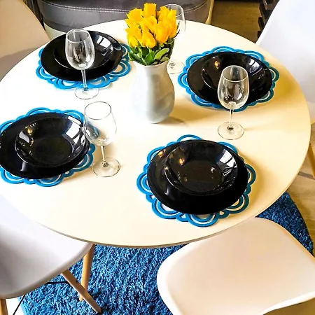 Niebo アパート コバリ