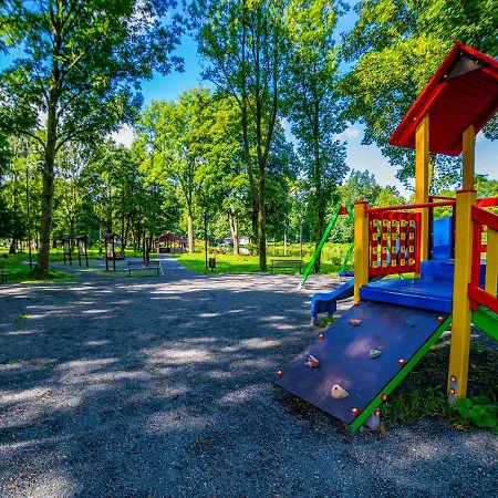 Niebo アパート コバリ